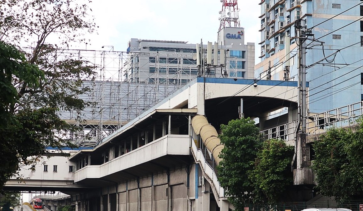 Manila Solon Nanawagan Na Maglagay Ng Elevated Pedestrian Walkways Sa