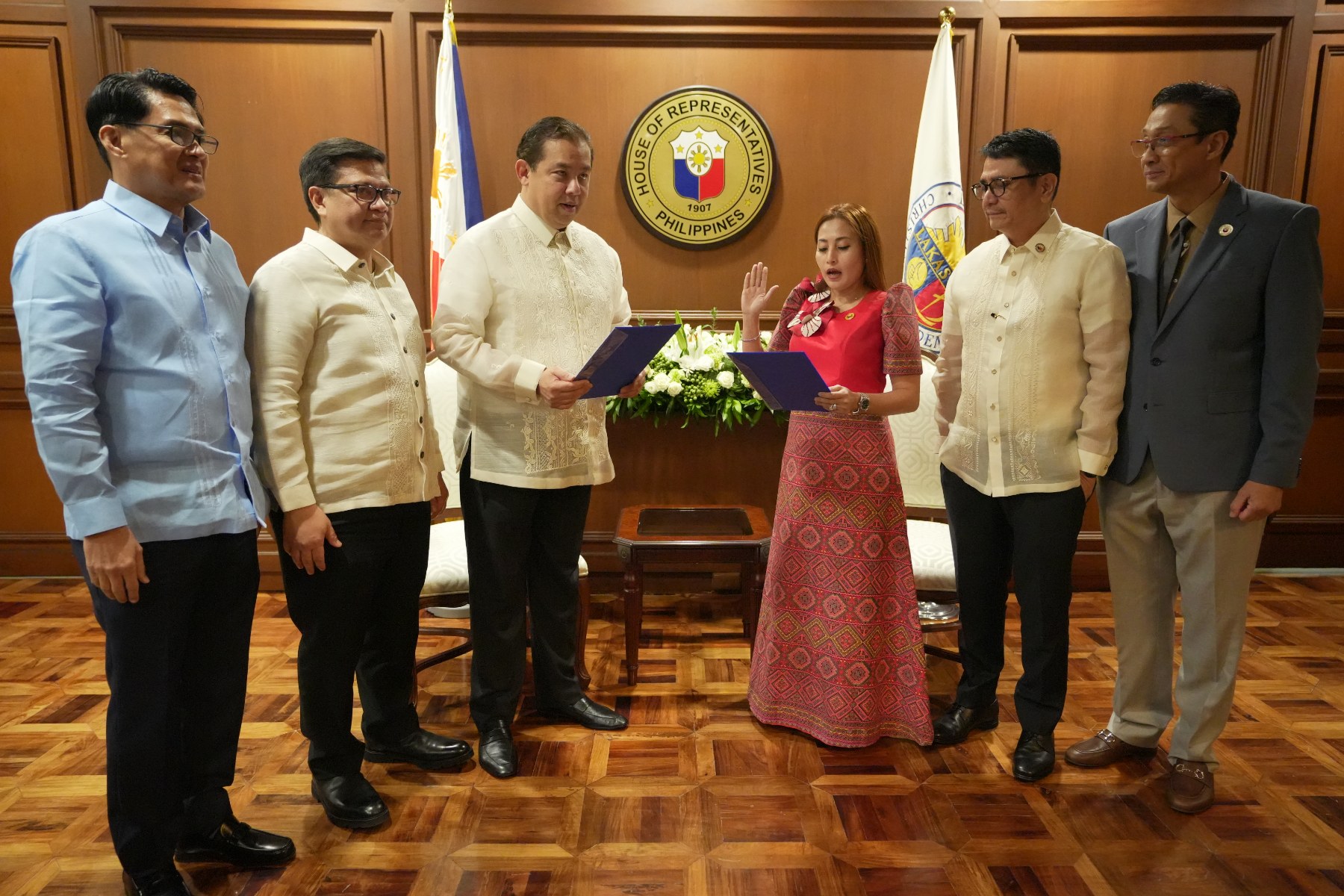 Miyembro Ng LAKAS CMD Sa Kamara Uamkayat Na Sa 100 Alyansa Sa Pagitan