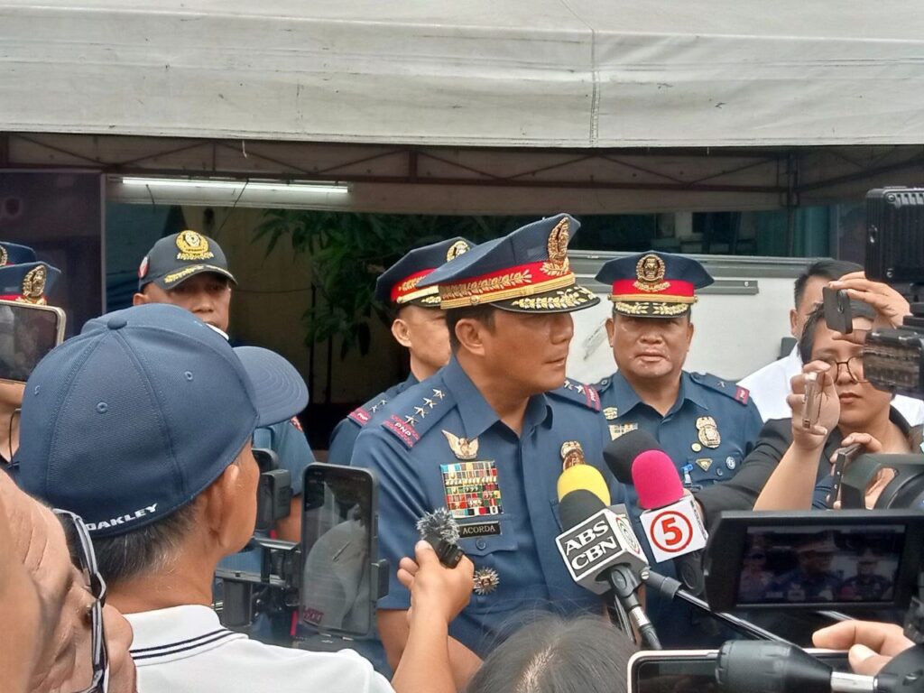 PNP Chief Sa Mga Pulis: Ipakita Sa Sambayan Na Tayo Ay Propesyonal ...